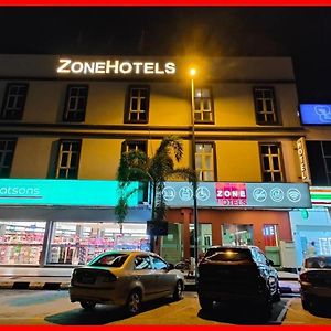 Zone Hotels, Telok Panglima Garang